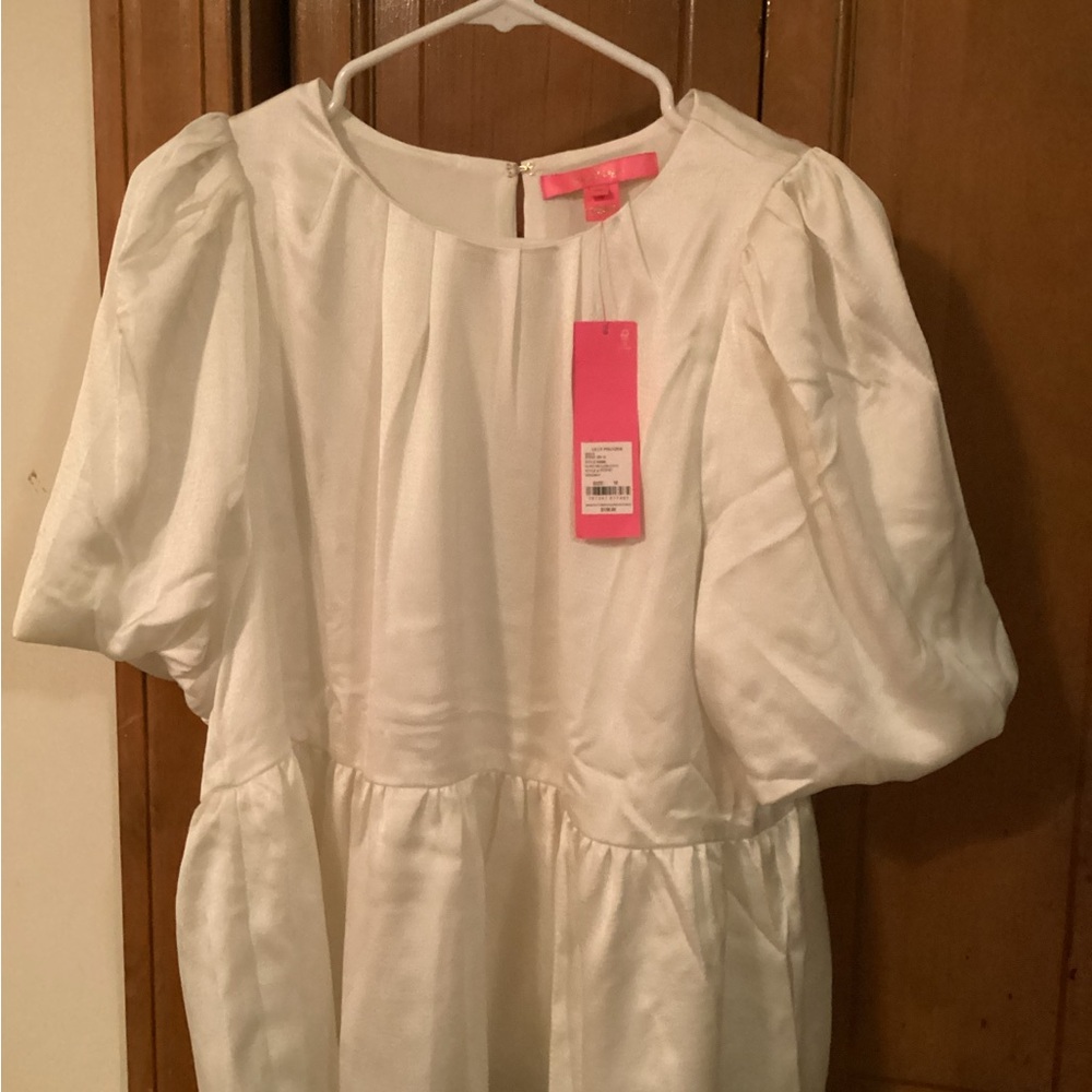 Elegant White Puff Sleeve Top
